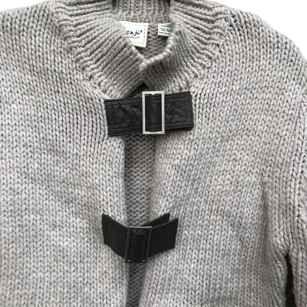 Kenji Hand Knit Beige Sweater with Leather Detailed Buckles size XL - Picture 3 of 8